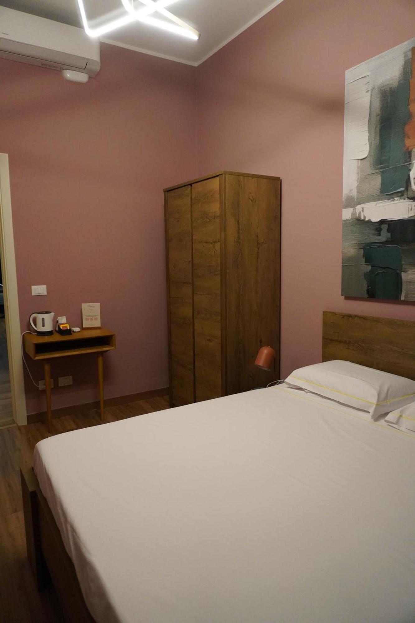 18a Guest house *